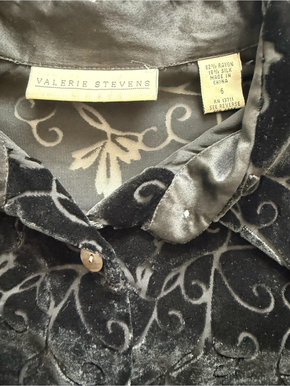 Vintage Valerie Stevens Black Silk Velvet Burnout Blouse Size 6 90s Y2K - Picture 5 of 7